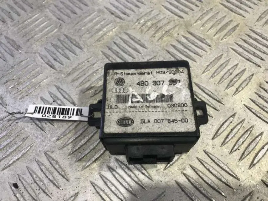 Блок управления светом 4B0 907 357, 5LA 007 845-00