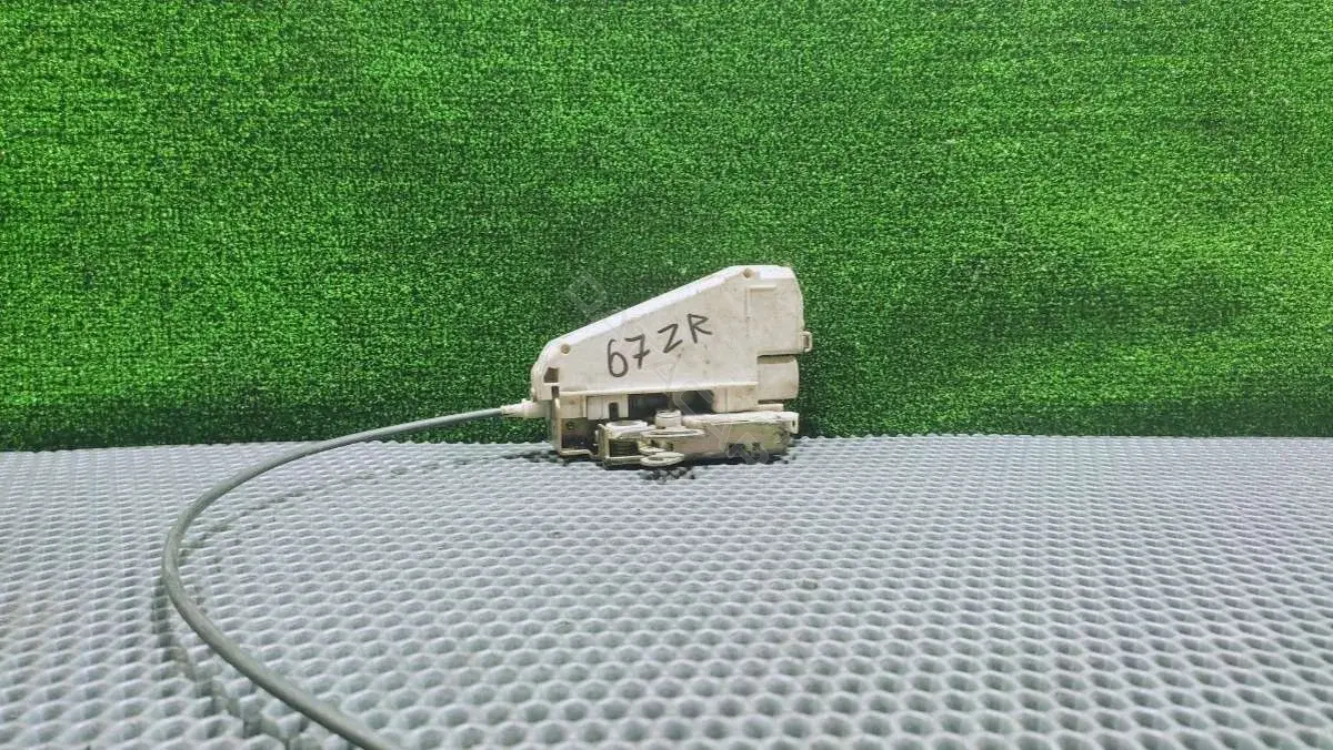 Замок двери 95GG220A20 DA