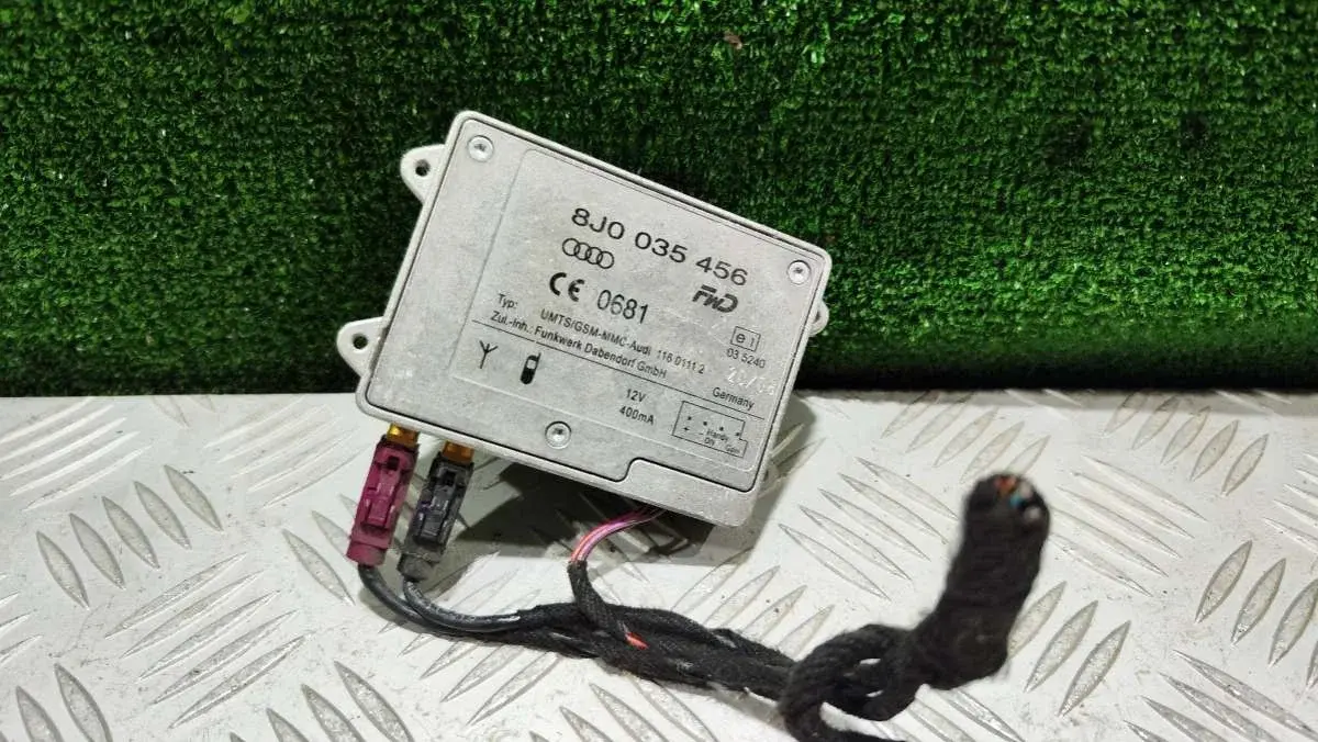 Усилитель антенны 8J0035456