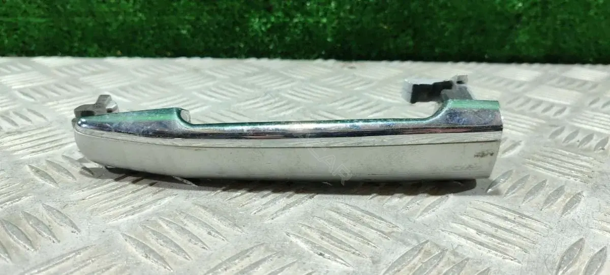 Ручка двери 66011933