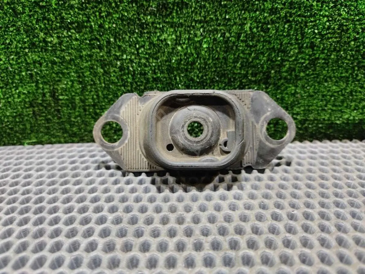 Подушка КПП 11220 AX600, 8200042455