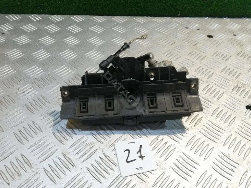 Ручка крышки багажника 4B0827565H
