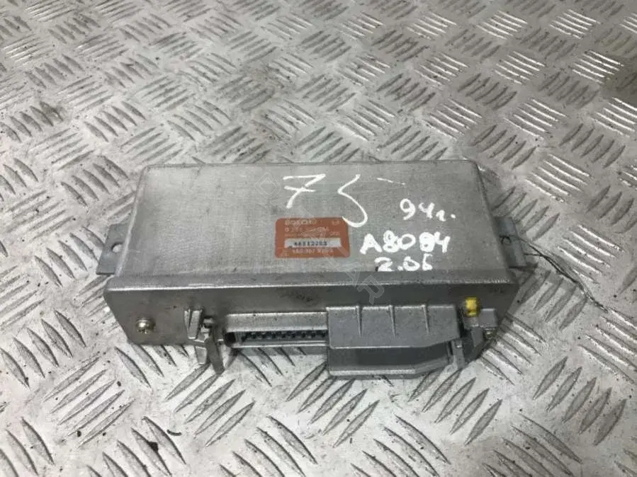 Блок управления АБС 0 265 100 056, 4A0 907 379 A
