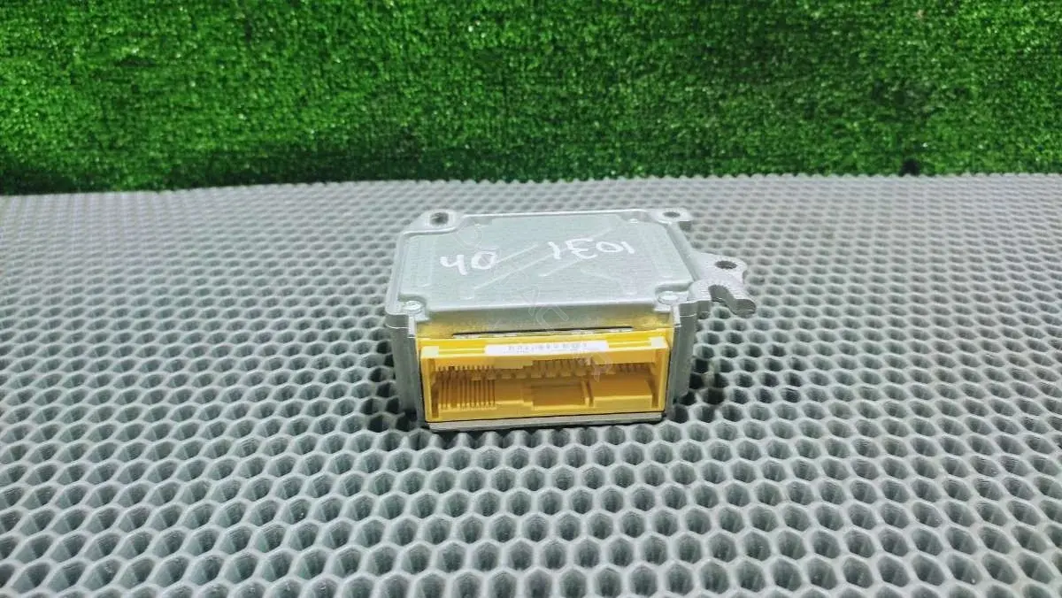 Блок управления подушками безопасности 3D0909601E