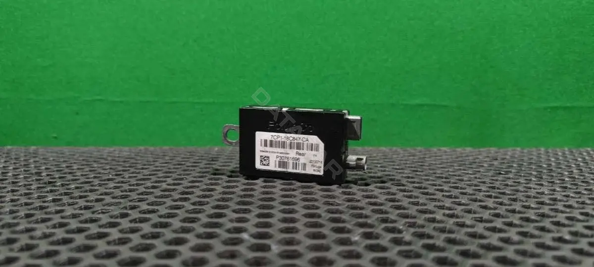 Усилитель антенны 7CP1 18C847 CA, P30761696
