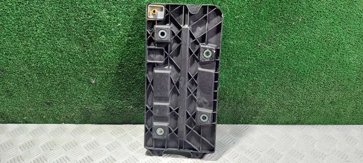 Полка аккумулятора 3D0804869G