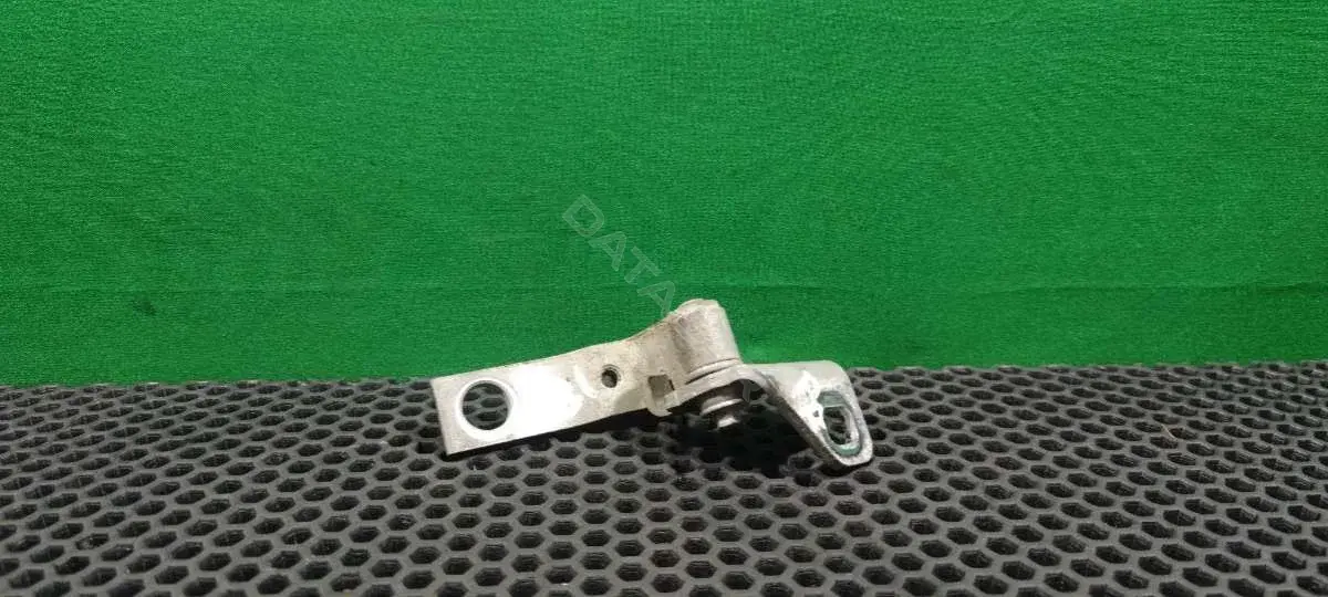 Петля двери 6M21 U22810 AB
