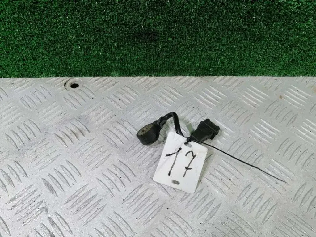 Датчик детонации 06A 905 377