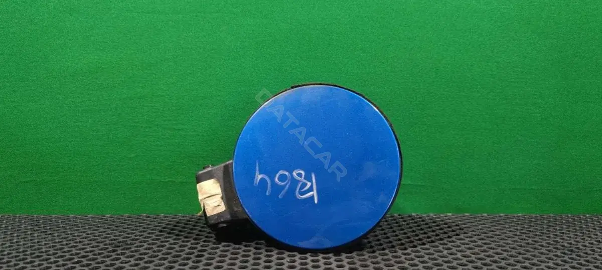 Крышка лючка топливного бака 1T0 809 857