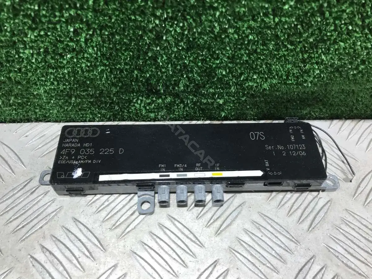 Усилитель антенны 4F9 035 225 D