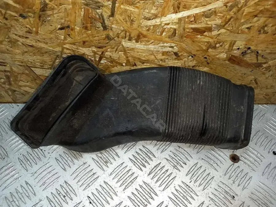 Воздуховод 8D0129617E