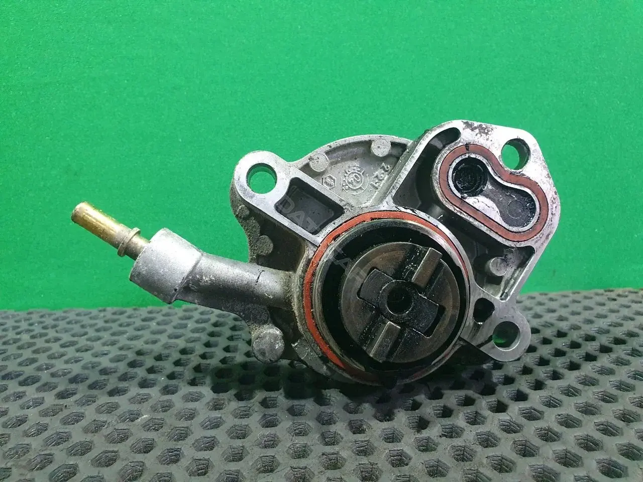 Вакуумный насос 7 22666 01 J