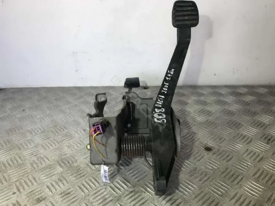 Узел педальный (блок педалей) 8200215950 D