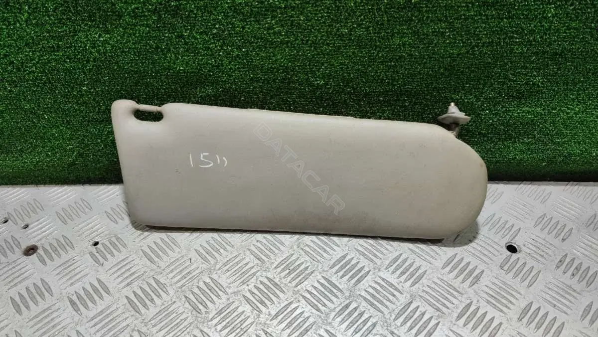 Козырек солнцезащитный 4A0 857 551