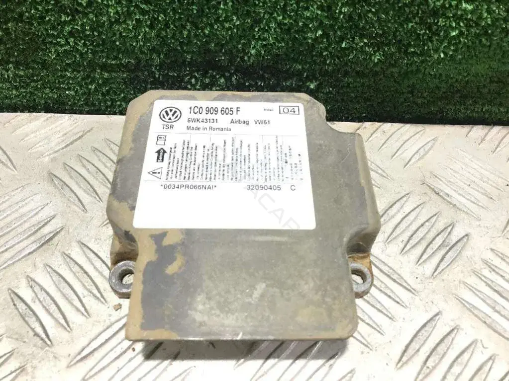 Блок управления подушками безопасности 1C0 909 605 F, 5WK43131
