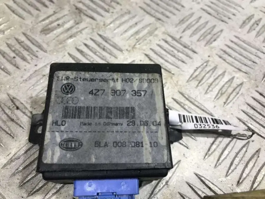 Блок управления светом 4Z7 907 357, 5LA 008 081 10