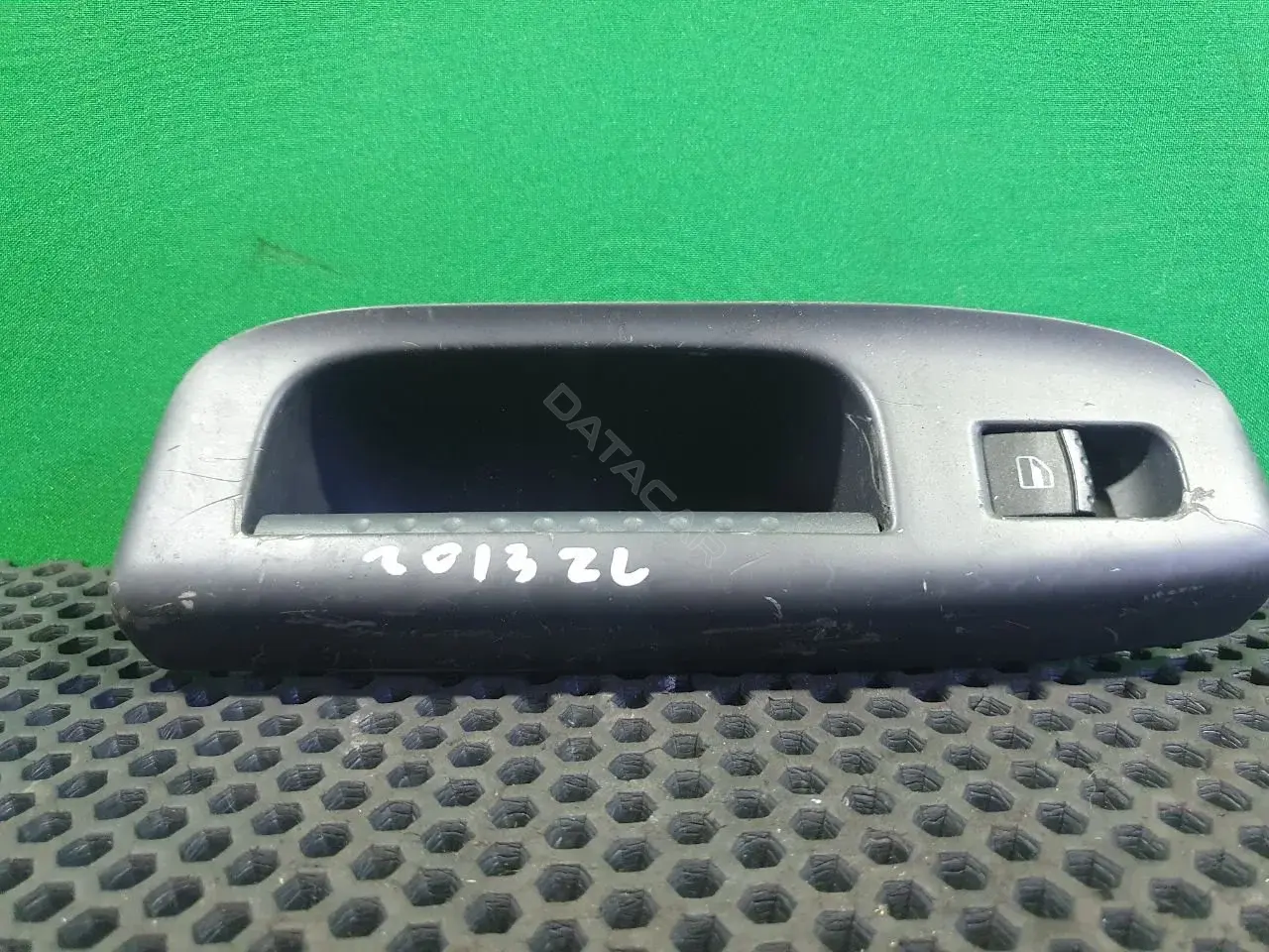 Ручка двери 7M3867171C