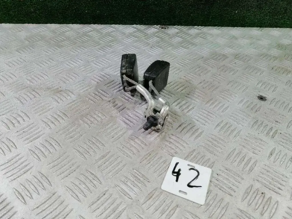 Замок ремня безопасности 3AA857739B