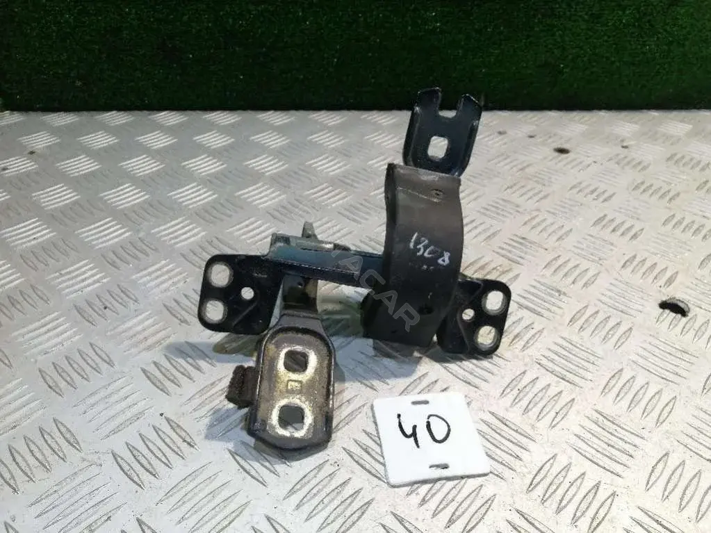Петля крышки багажника 2945741690