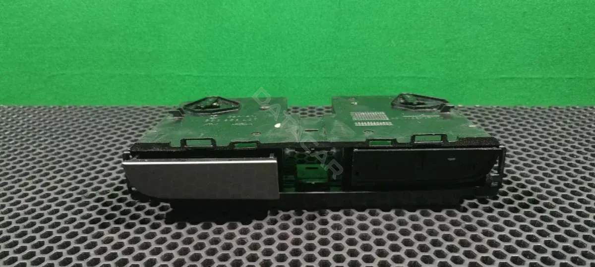 Бардачок 3C0 858 407