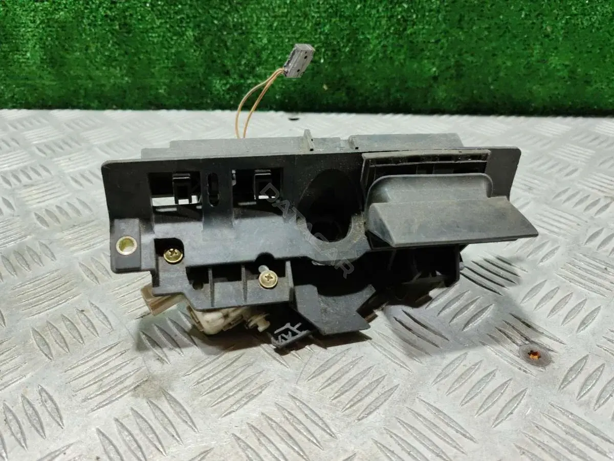 Ручка крышки багажника 4B0827565H