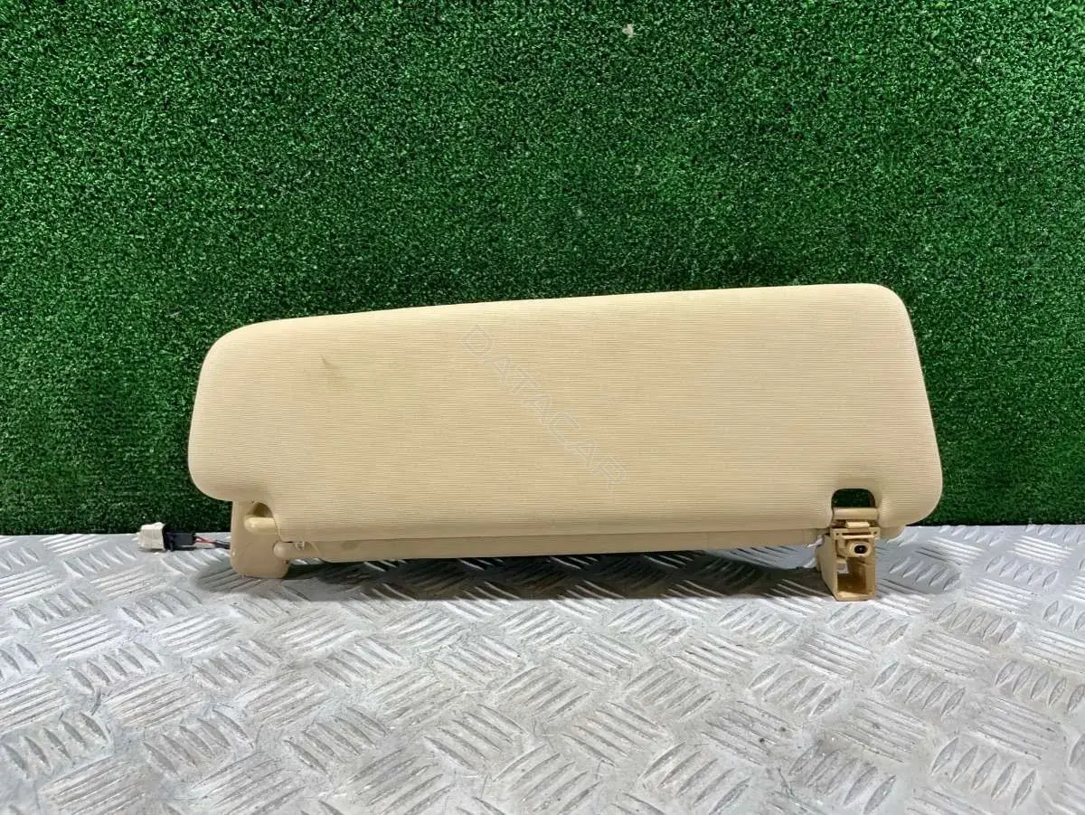 Козырек солнцезащитный 7L6 857 552 A