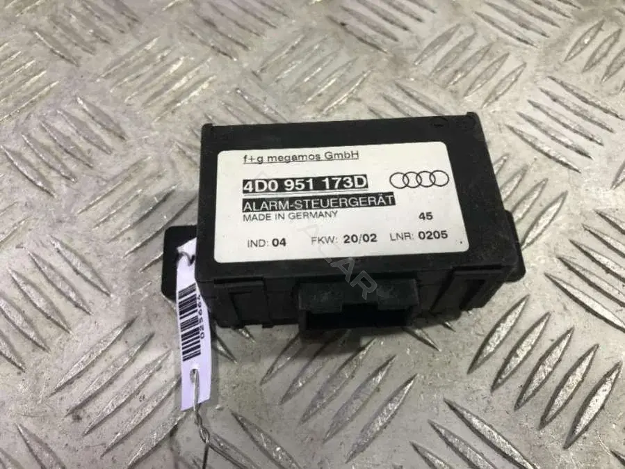 Блок управления сигнализацией 4D0 951 173D