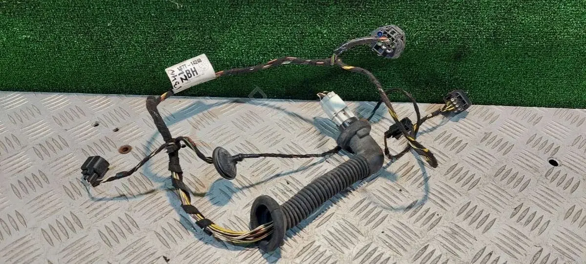 Проводка двери 1S7T14240