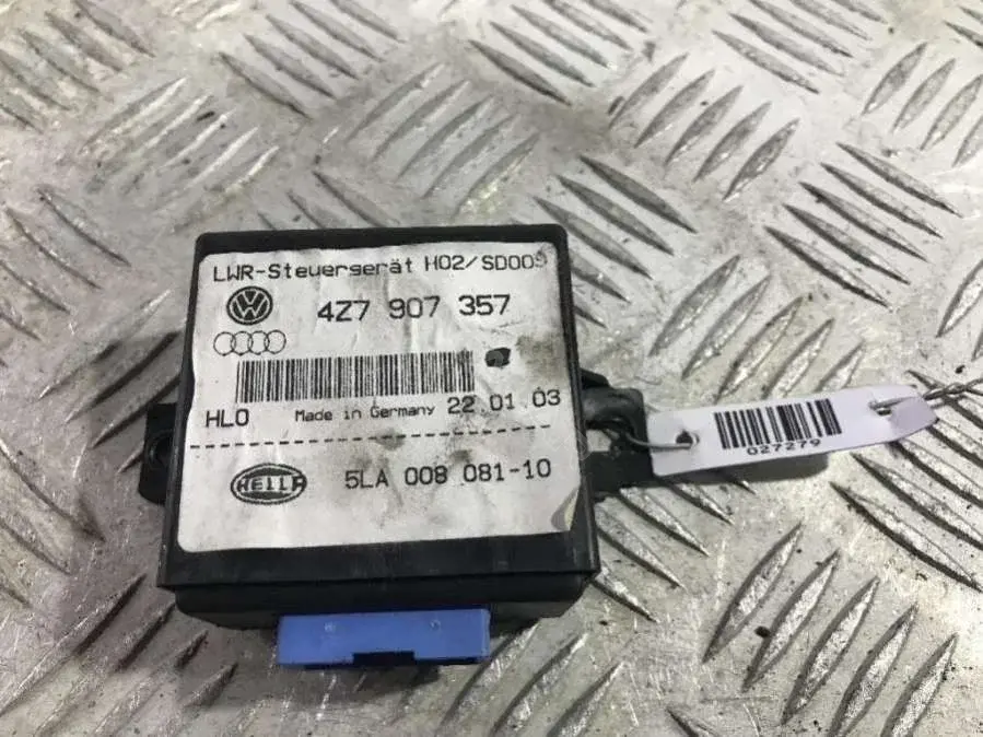 Блок управления светом 4Z7 907 357, 5LA 008 081-10