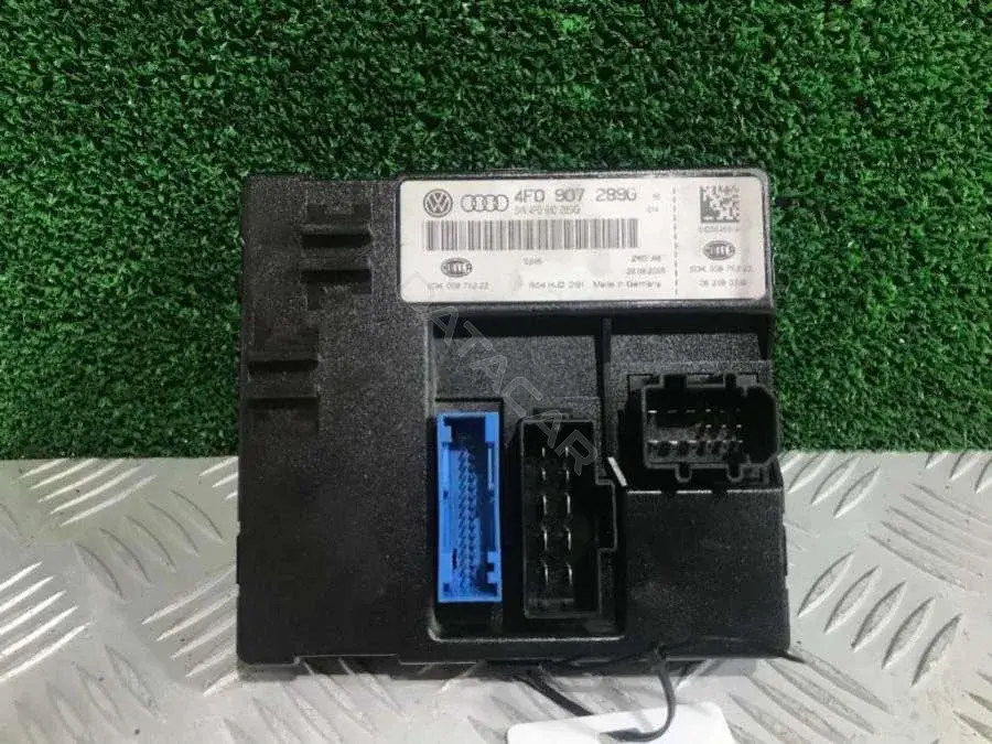 Блок комфорта 4F0 907 289G