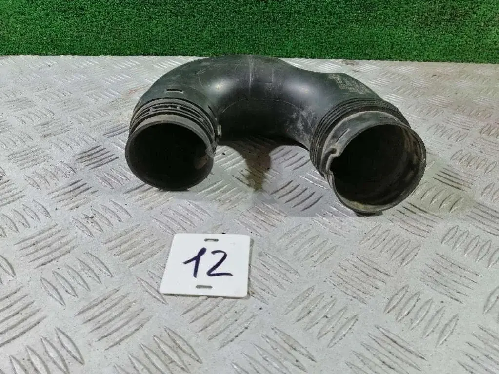 Воздуховод 1K0129618AT