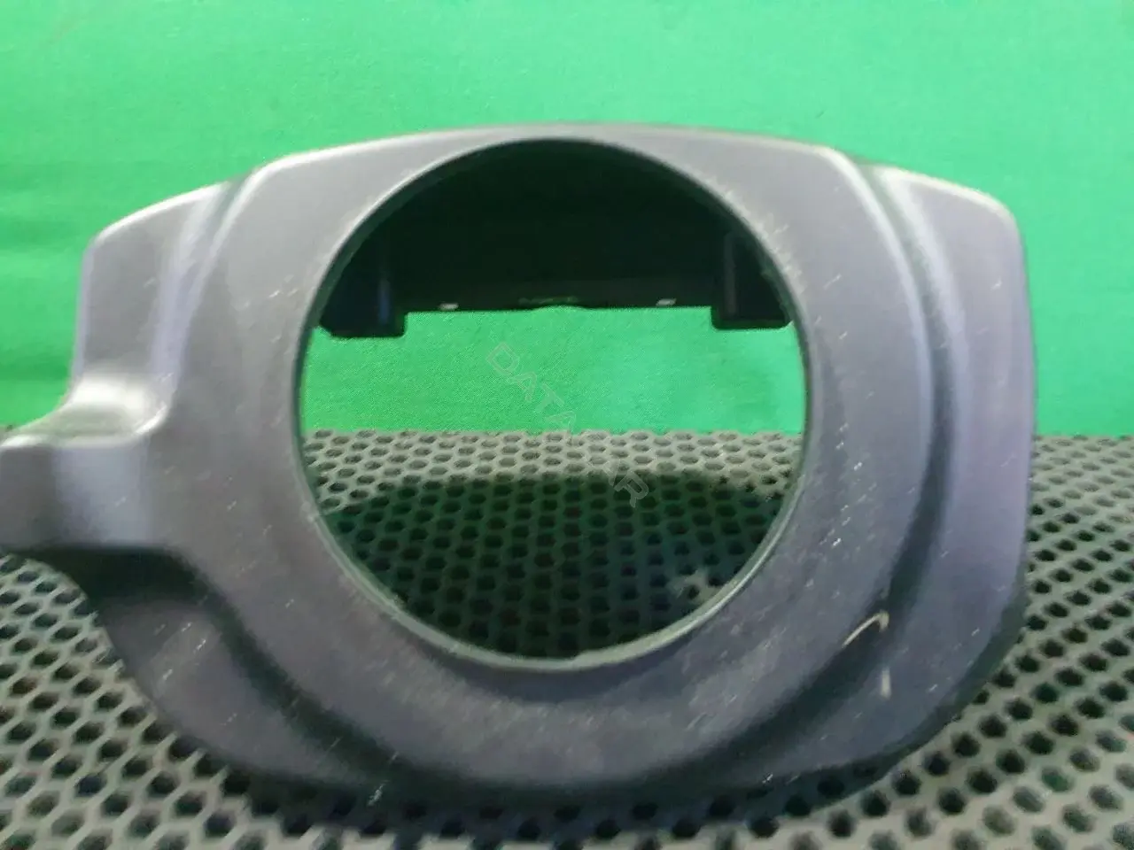 Кожух рулевой колонки 6 947 772