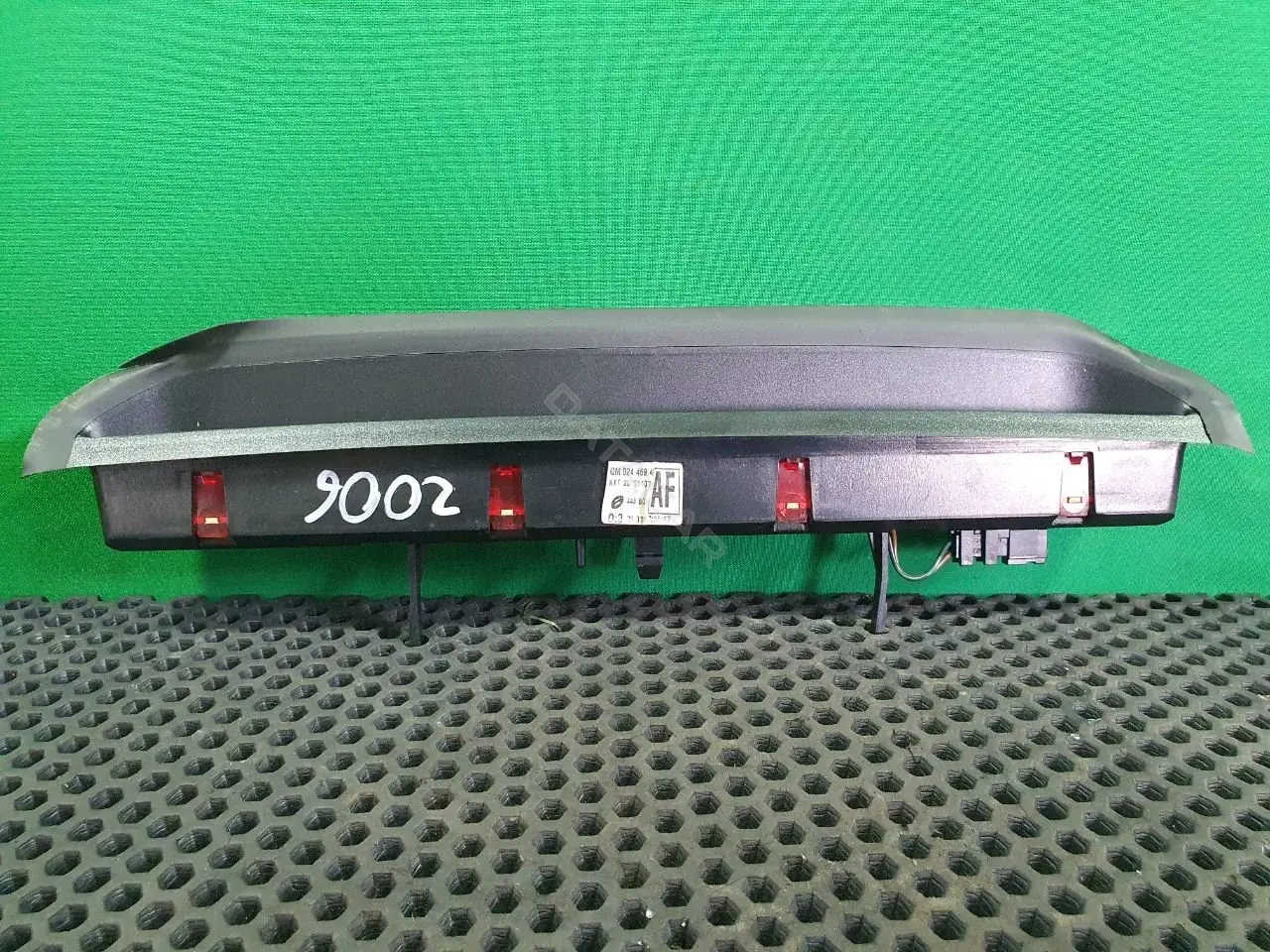Фонарь стоп сигнала 024 469 480