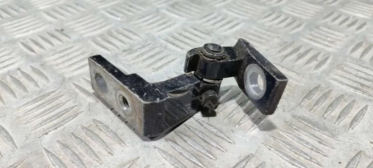 Петля двери 65864634