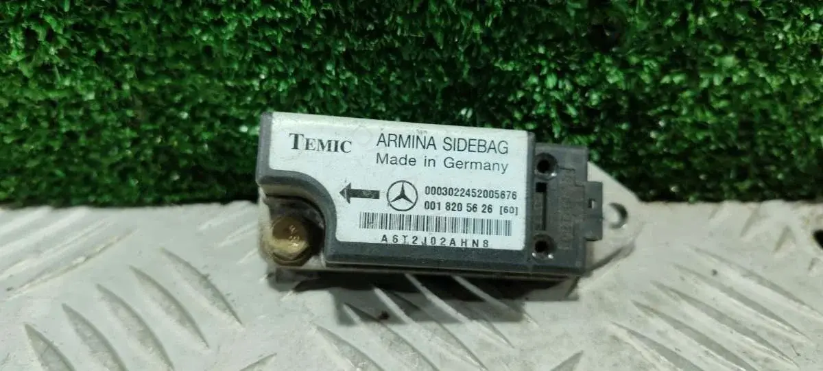 Датчик удара 0018205626