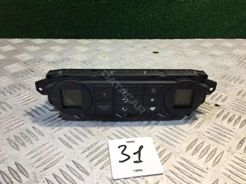Блок управления климат-контролем 3M5T18C612AL