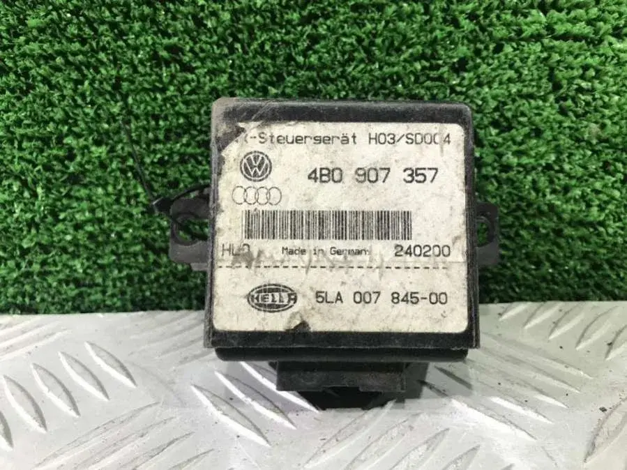 Блок управления светом 4B0 907 357, 5LA 007 845-00