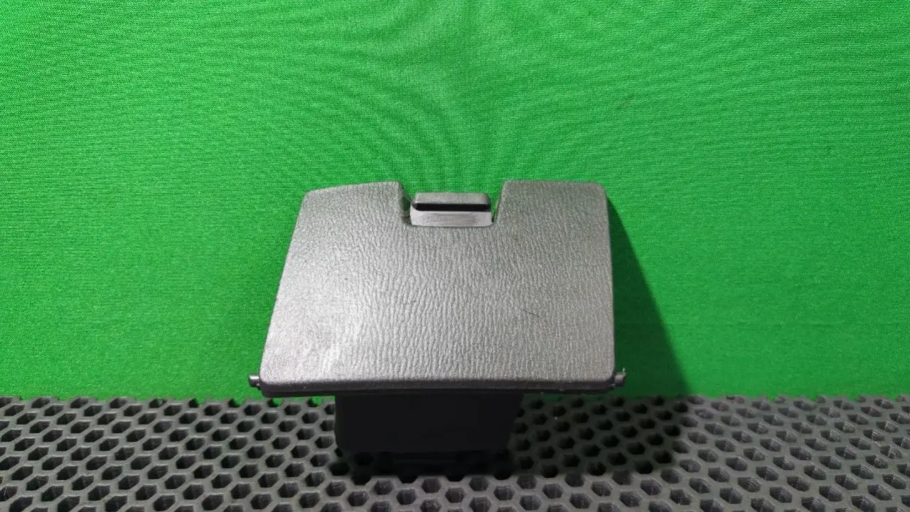 Бардачок GHP964182