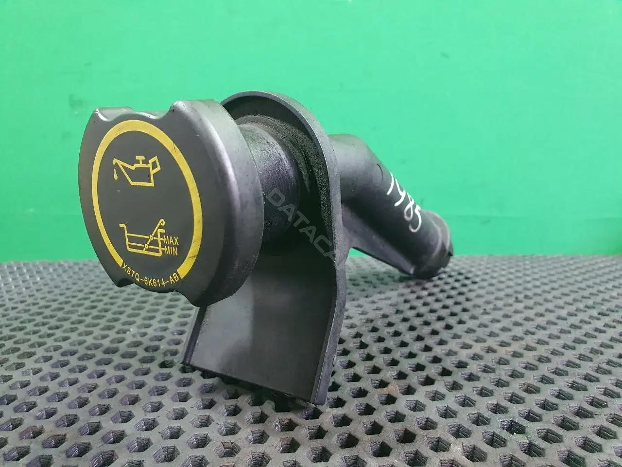 Маслозаливная горловина ICIQ-6763-AD