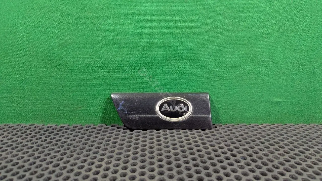 Молдинг крыла 4A0 853 971