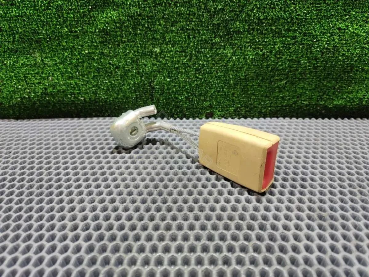 Замок ремня безопасности 3D0857740F