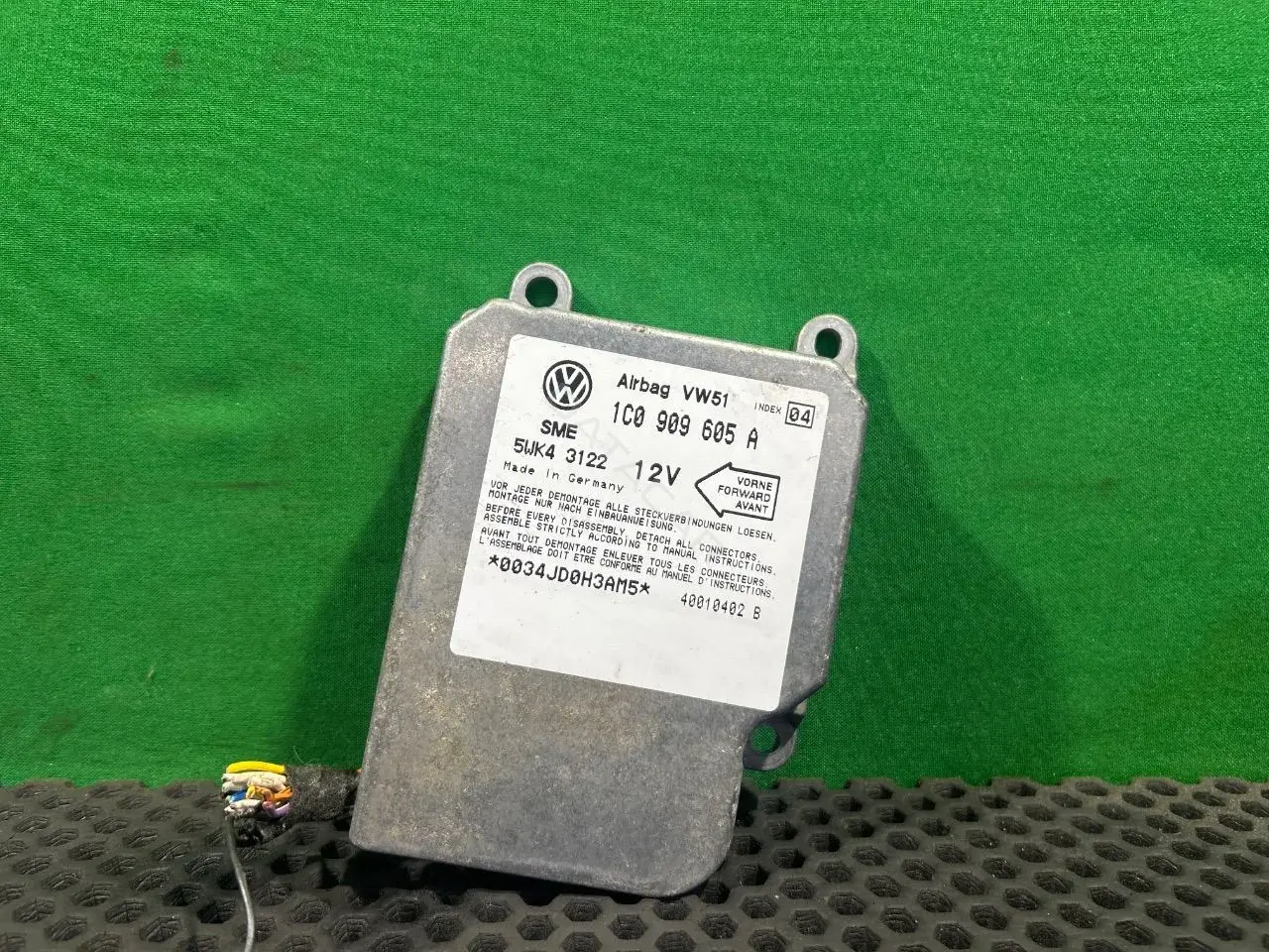 Блок управления подушками безопасности 1C0 909 605 A, 5WK4 3122