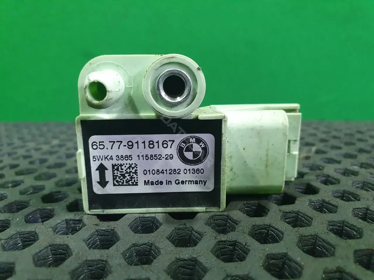 Датчик удара 115852-29, 65.77-9118167
