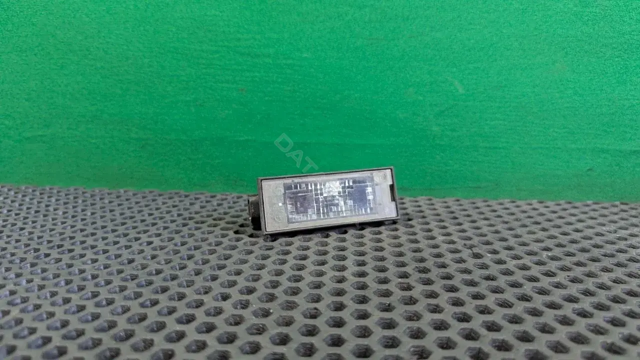 Фонарь подсветки номерного знака 265108474R