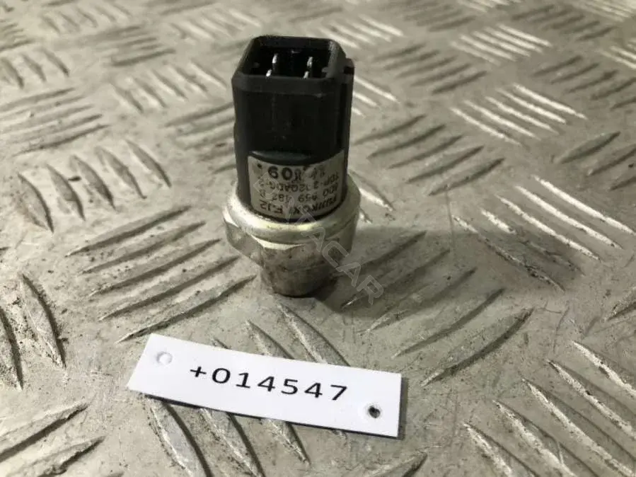 Датчик давления кондиционера 8D0 959 482 B