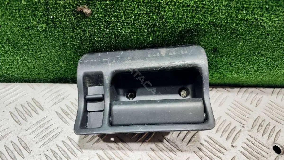 Ручка крышки багажника 4B9827691