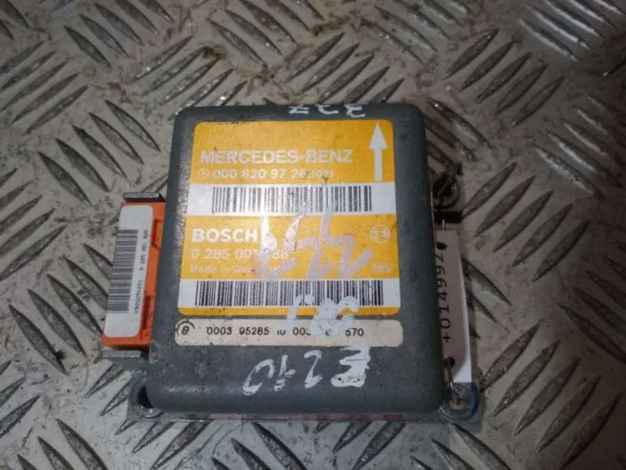 Блок управления подушками безопасности 0008209726, 0285001088