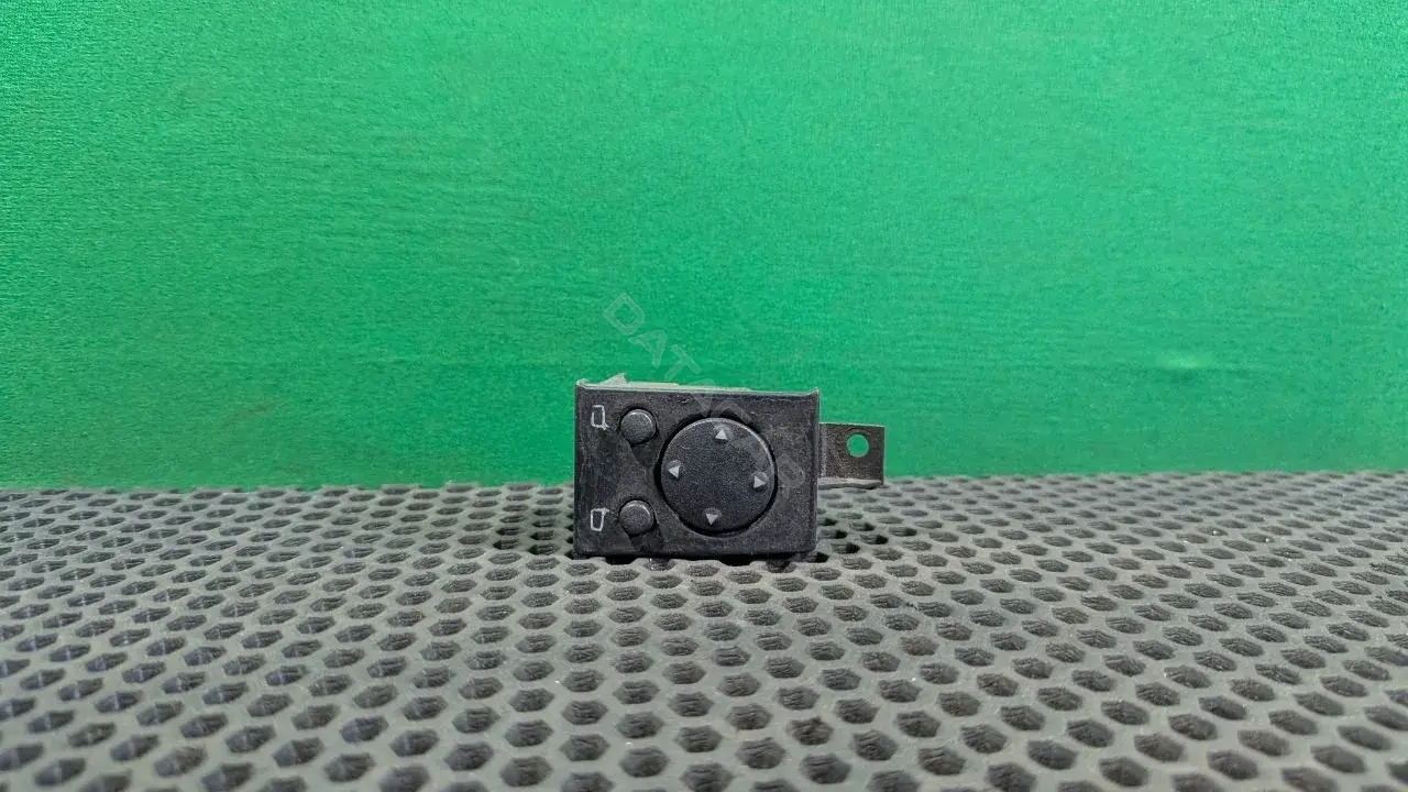 Джойстик регулировки зеркал 4A0 959 565