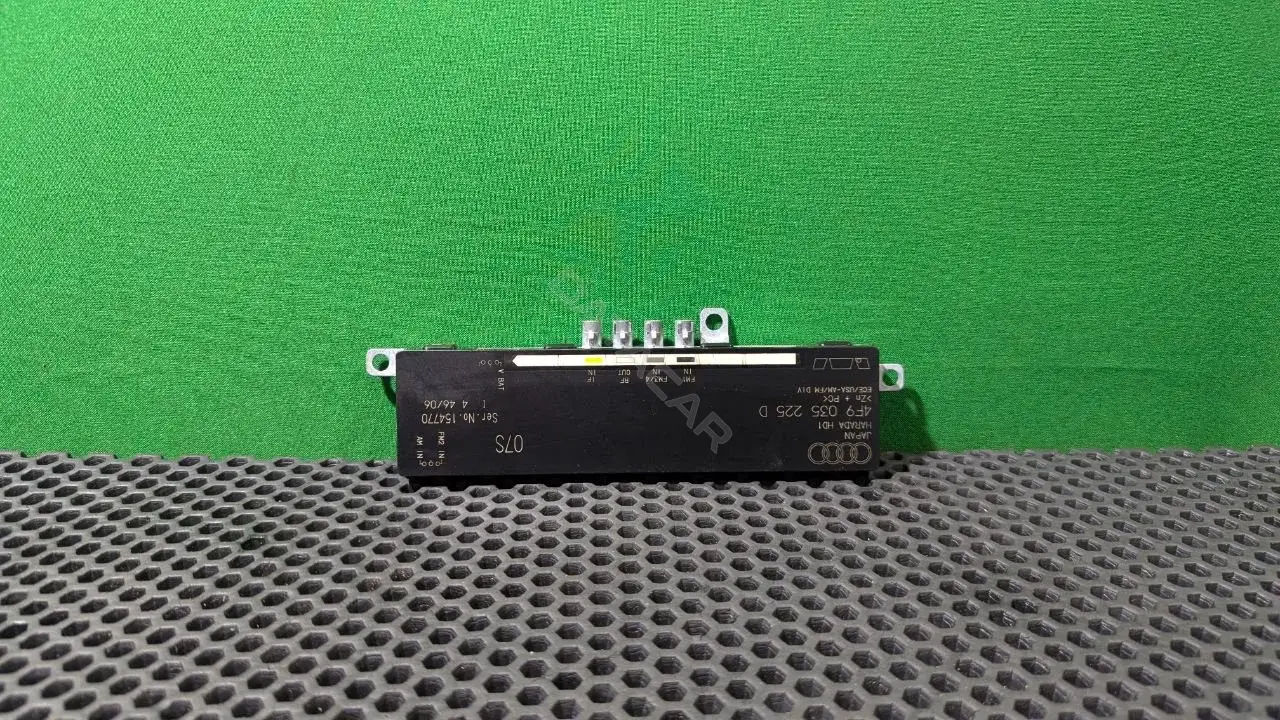 Усилитель антенны 4F9 035 225 D