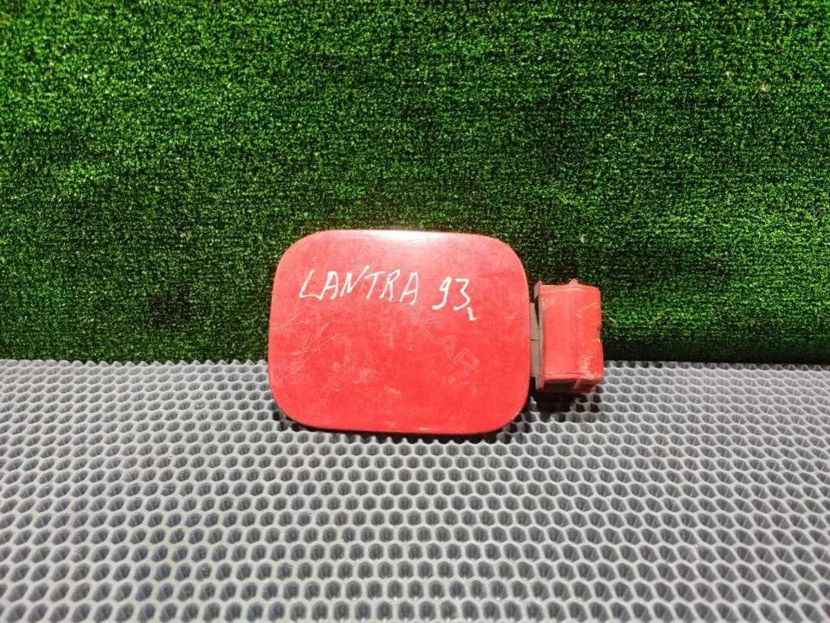 Крышка лючка топливного бака 69510 28000
